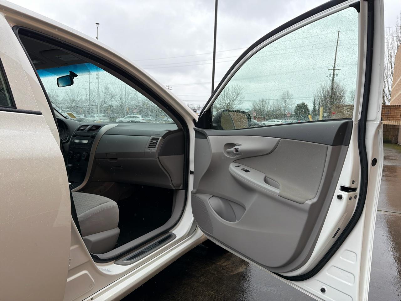 Toyota Corolla S 4-Speed AT 2009