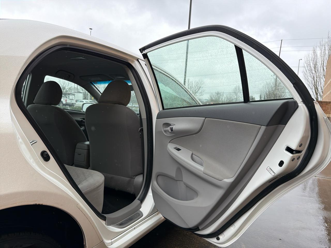 Toyota Corolla S 4-Speed AT 2009