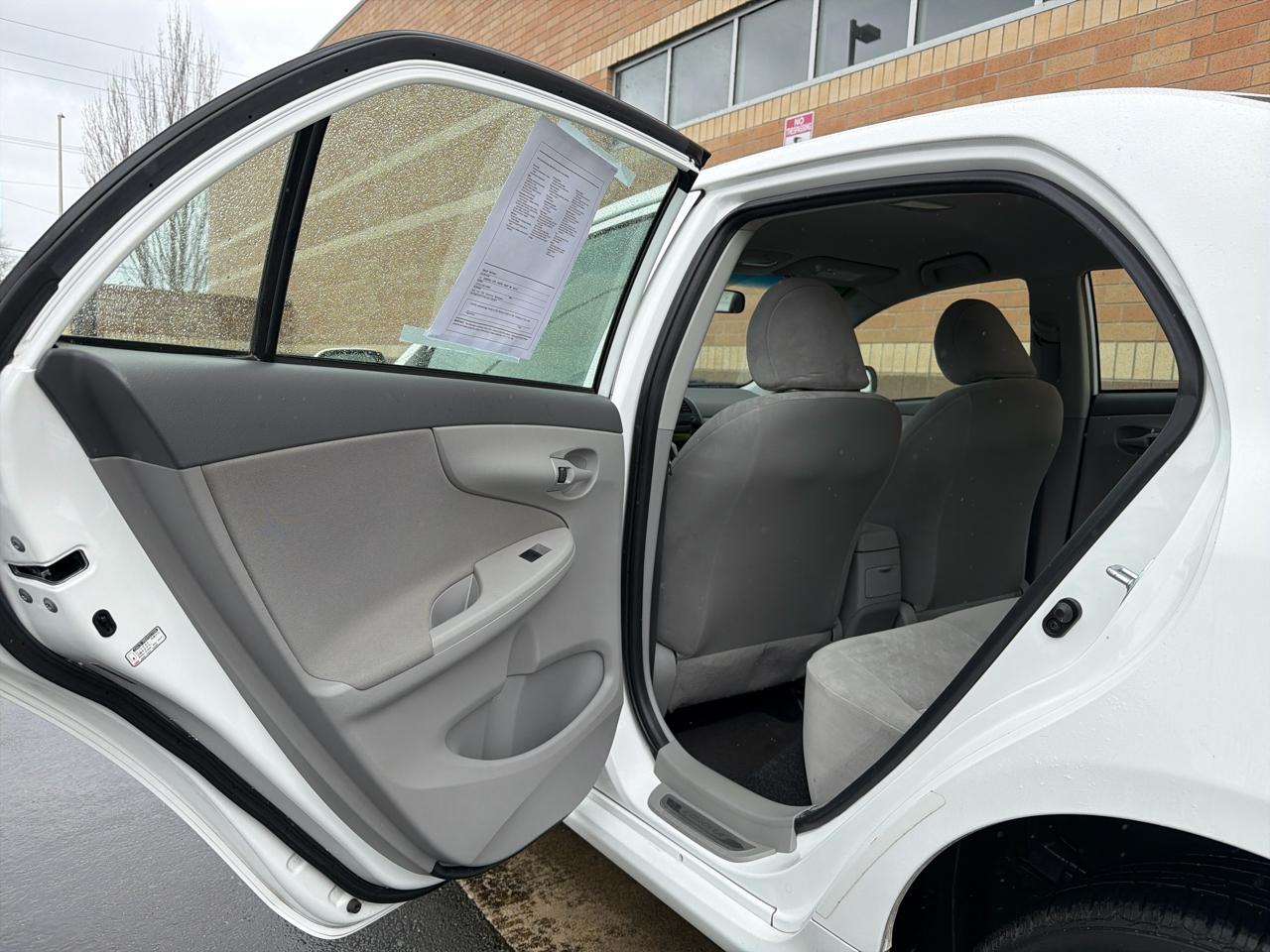 Toyota Corolla S 4-Speed AT 2009