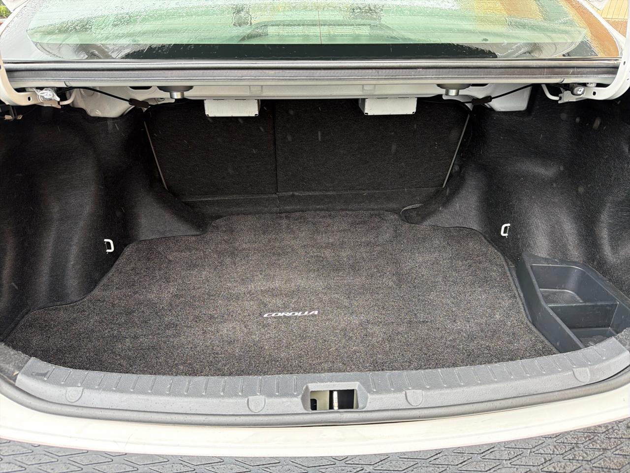 Toyota Corolla S 4-Speed AT 2009