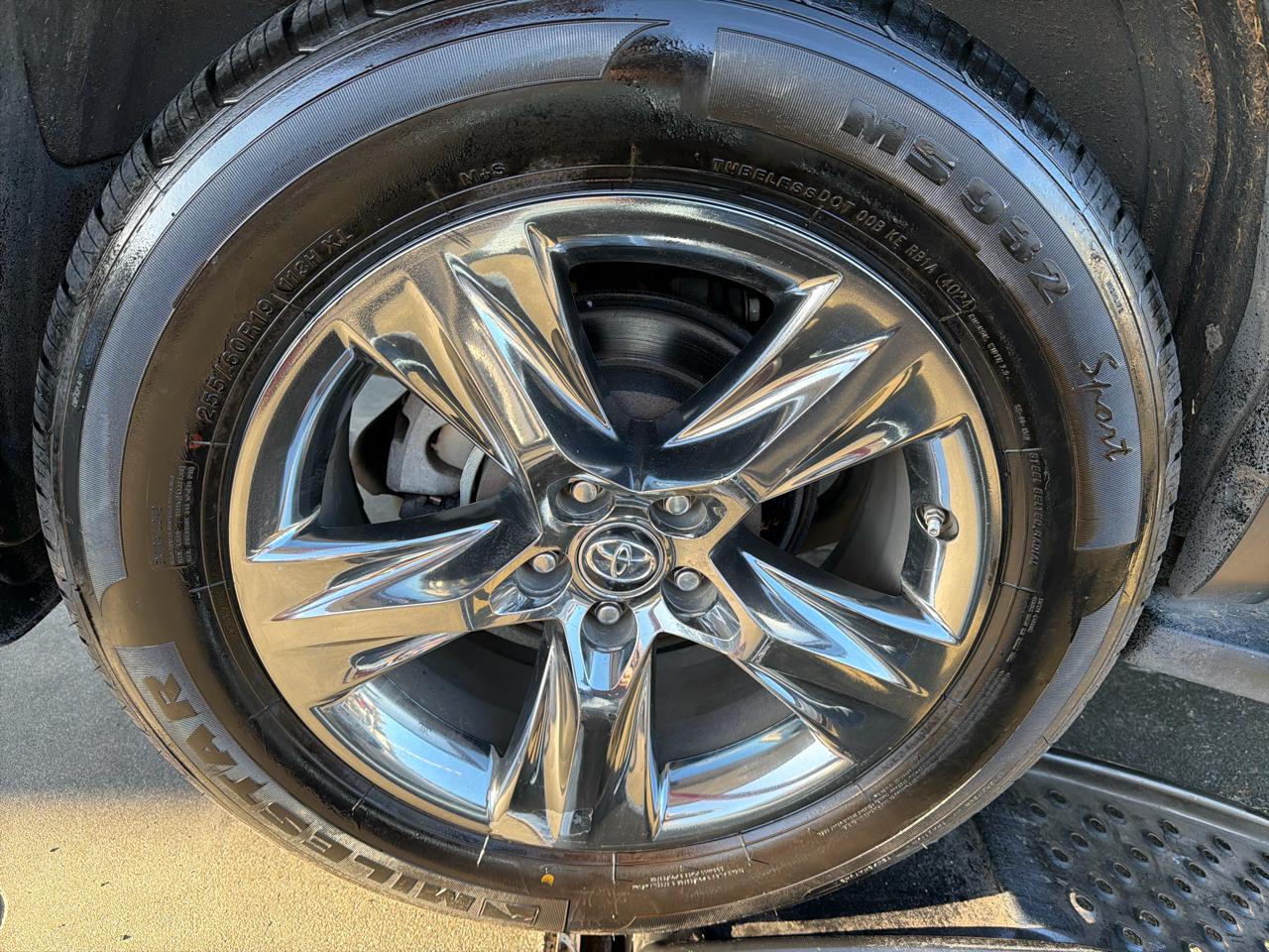 Toyota Highlander Hybrid Limited Platinum AWD 2017