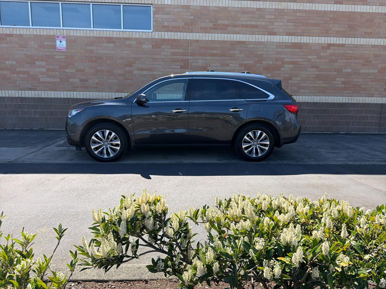 Acura MDX SH-AWD 6-Spd AT w/Tech Package 2015