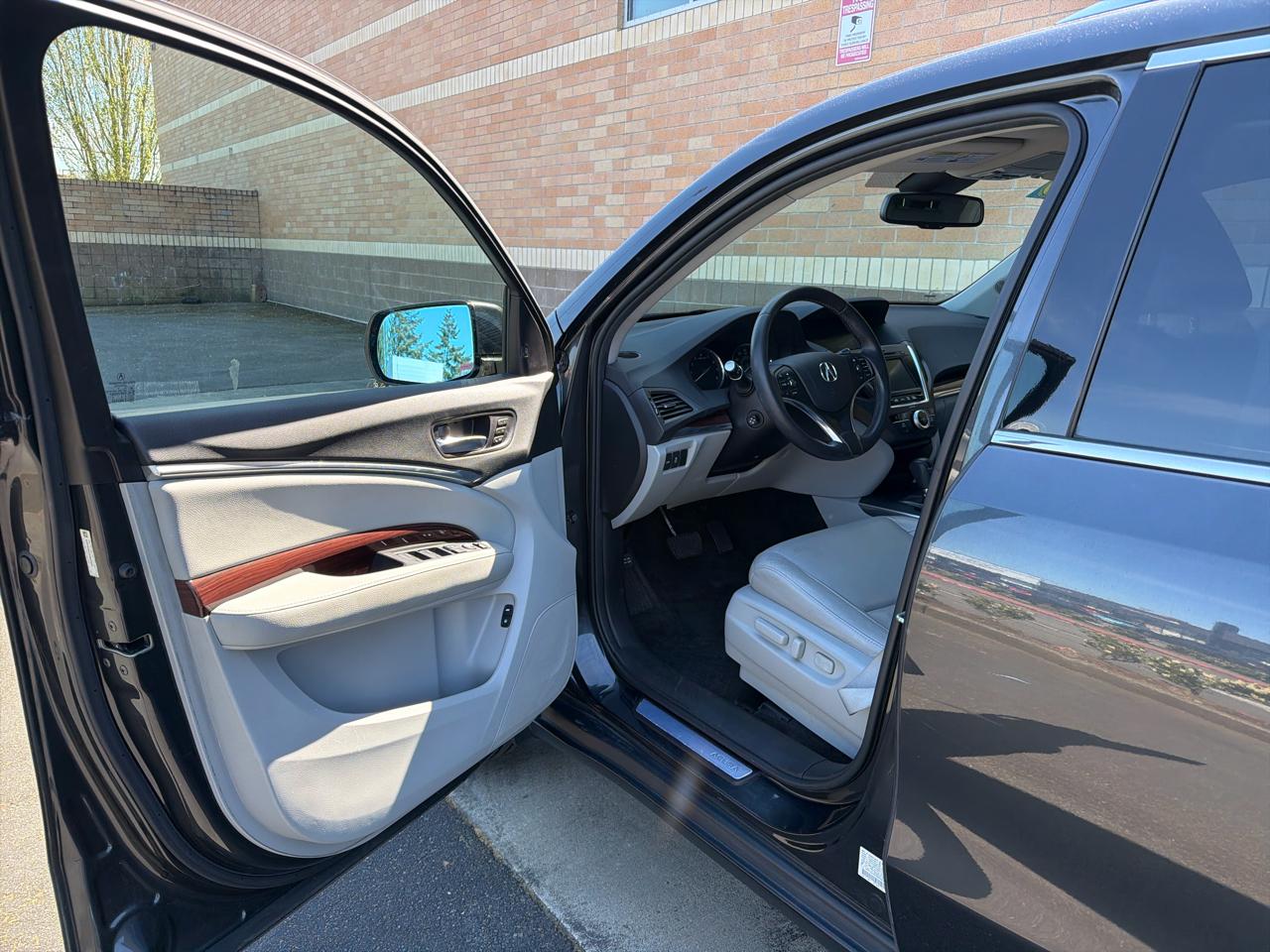 Acura MDX SH-AWD 6-Spd AT w/Tech Package 2015