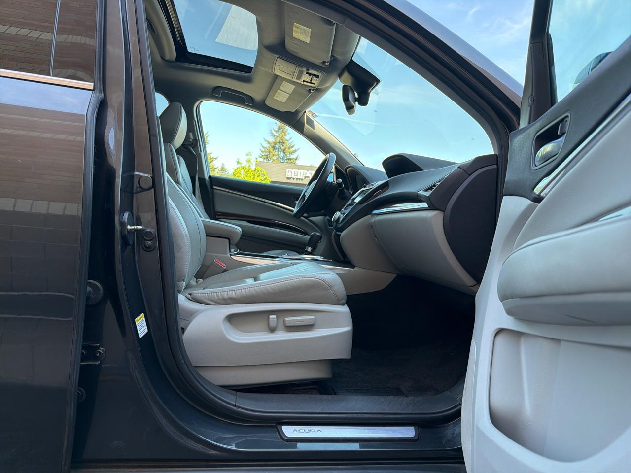 Acura MDX SH-AWD 6-Spd AT w/Tech Package 2015