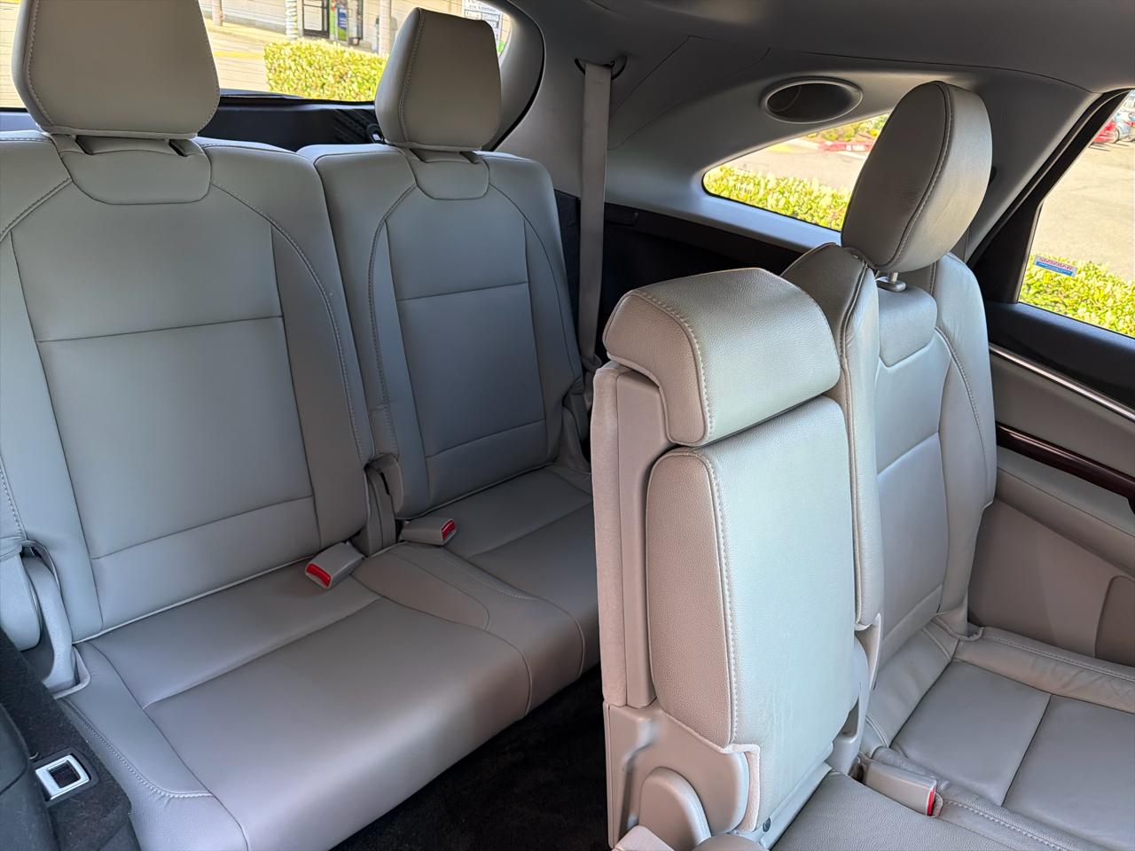 Acura MDX SH-AWD 6-Spd AT w/Tech Package 2015