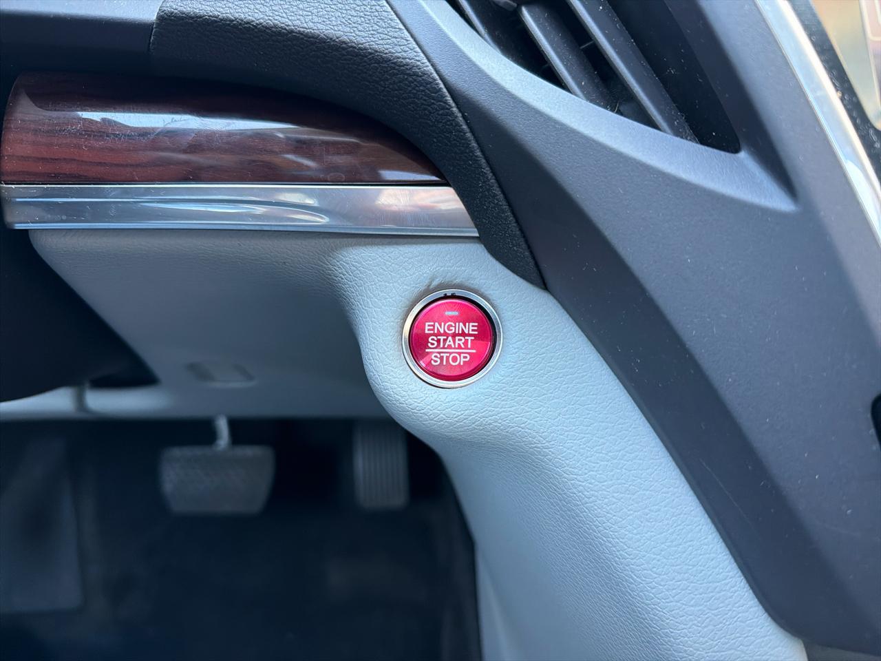 Acura MDX SH-AWD 6-Spd AT w/Tech Package 2015