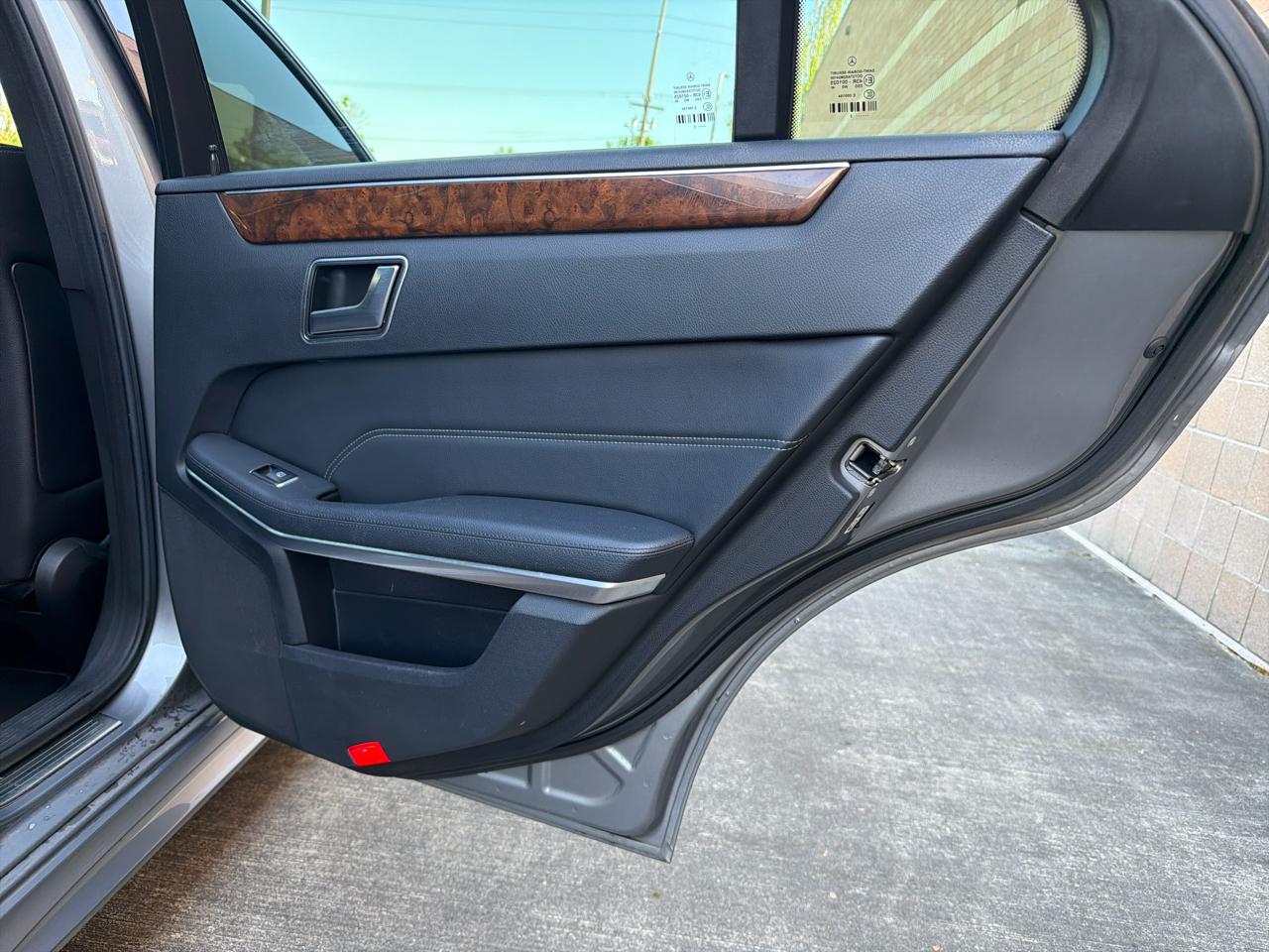 Mercedes-Benz E-Class E350 4MATIC Sedan 2014
