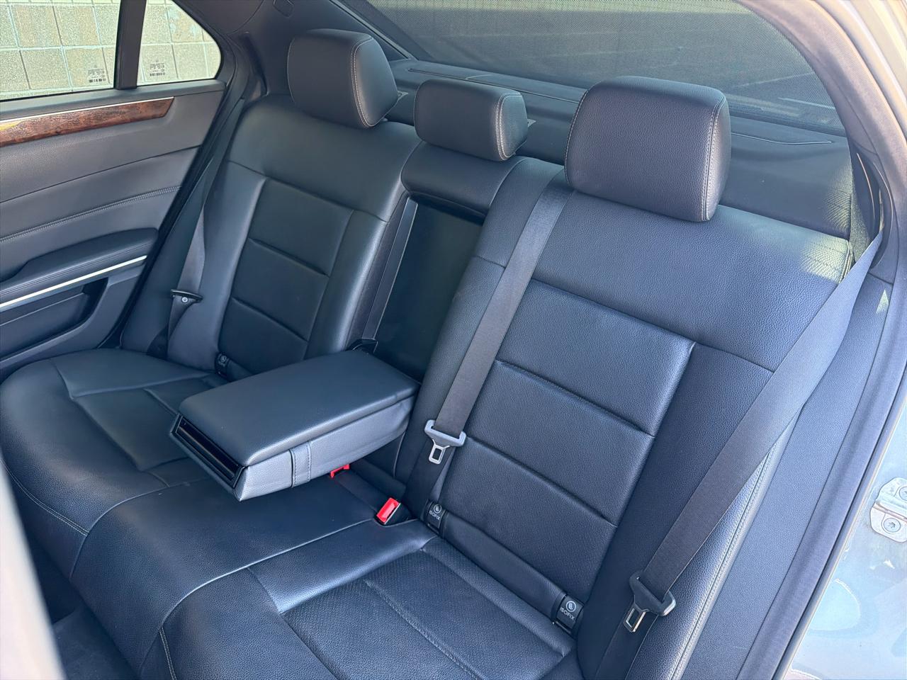 Mercedes-Benz E-Class E350 4MATIC Sedan 2014