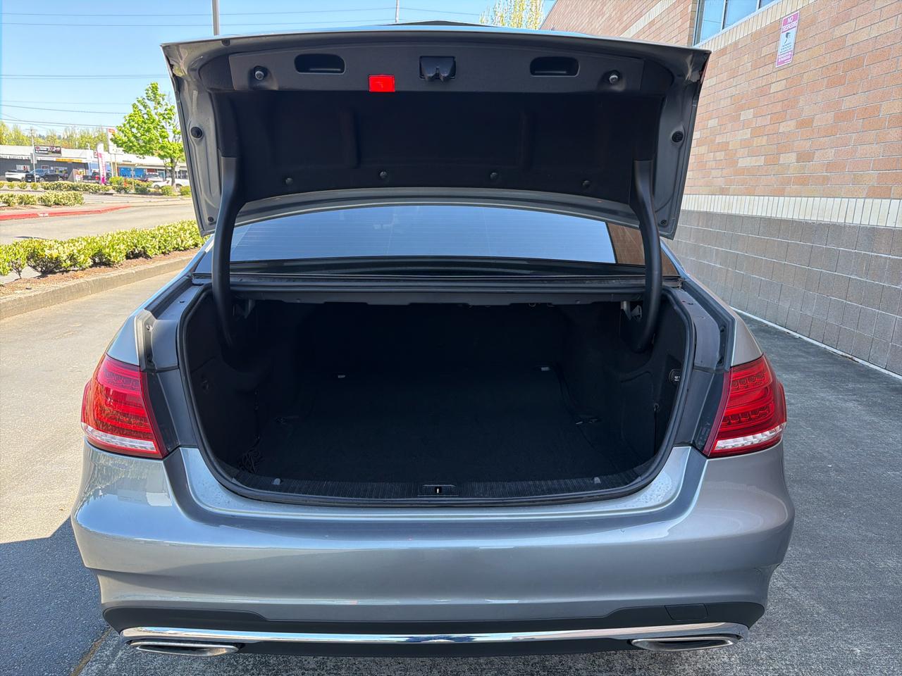 Mercedes-Benz E-Class E350 4MATIC Sedan 2014