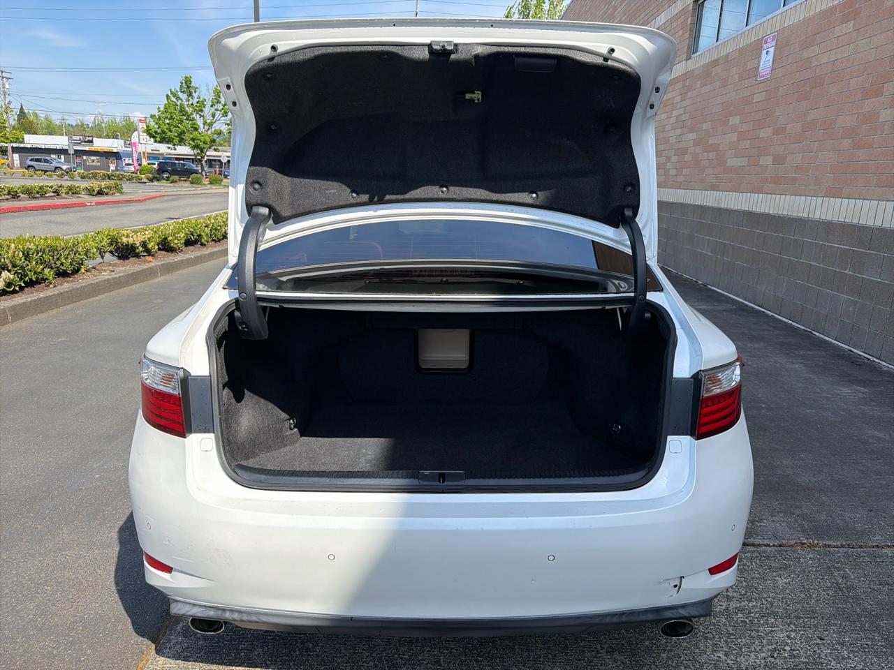 Lexus ES 350 Sedan 2014