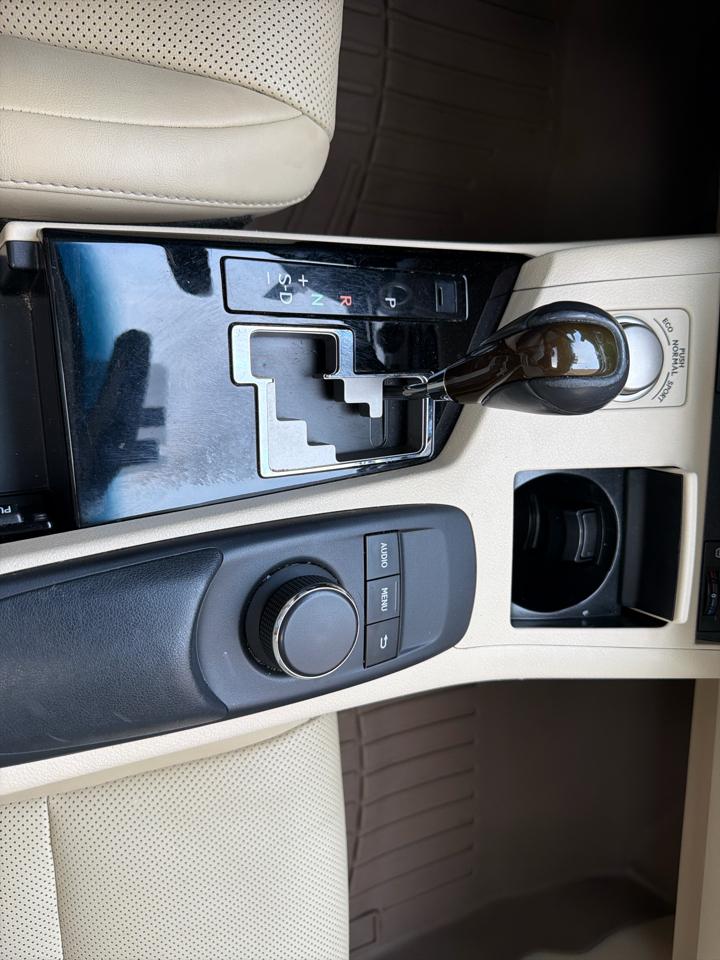 Lexus ES 350 Sedan 2014