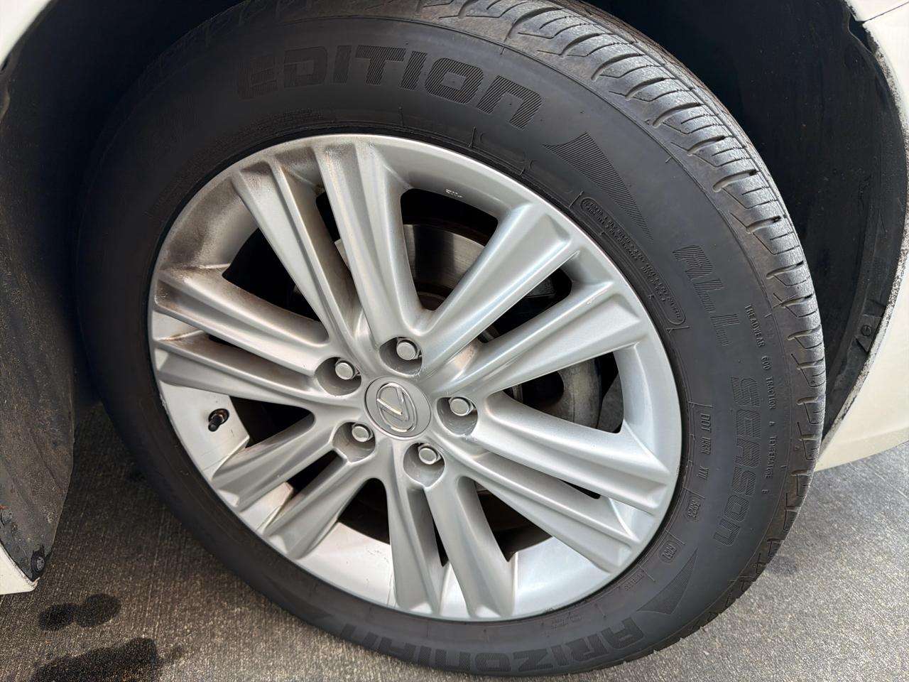 Lexus ES 350 Sedan 2014