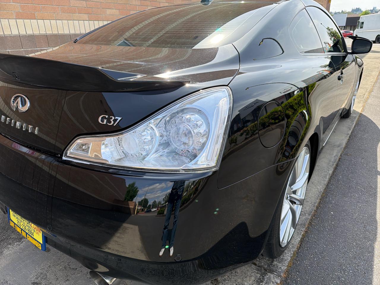 Infiniti G37 Coupe 2dr Journey RWD 2010