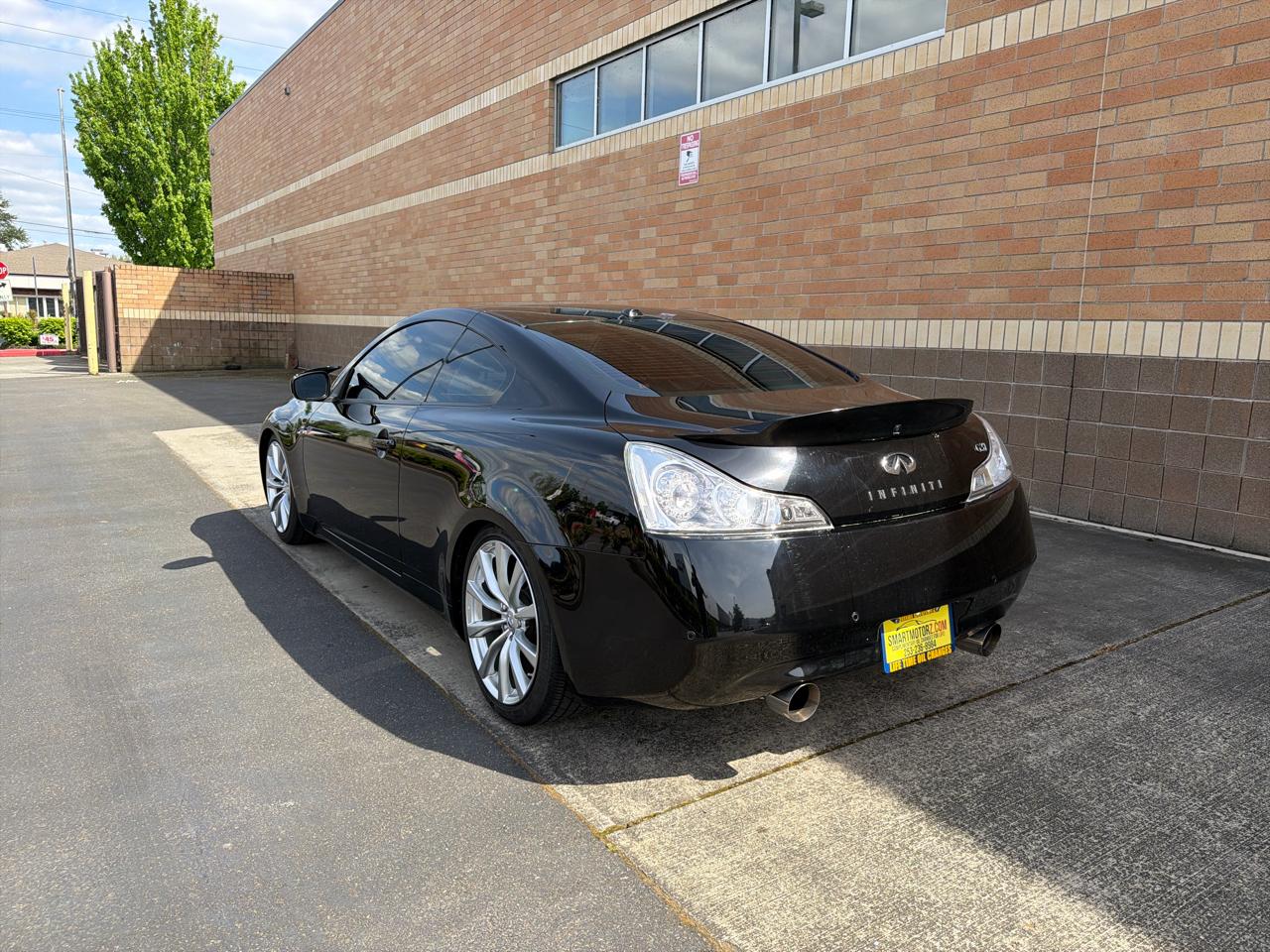 Infiniti G37 Coupe 2dr Journey RWD 2010