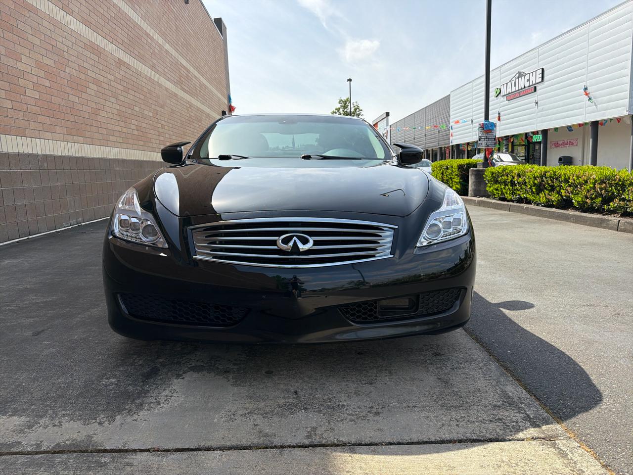 Infiniti G37 Coupe 2dr Journey RWD 2010