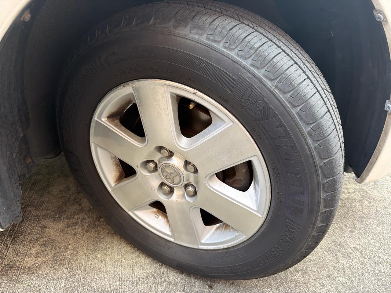 Toyota Sienna LE 7-Passenger 2006