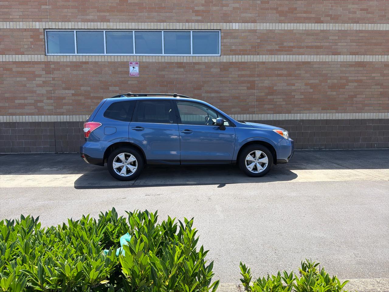 Subaru Forester 2.5i Premium PZEV CVT 2016