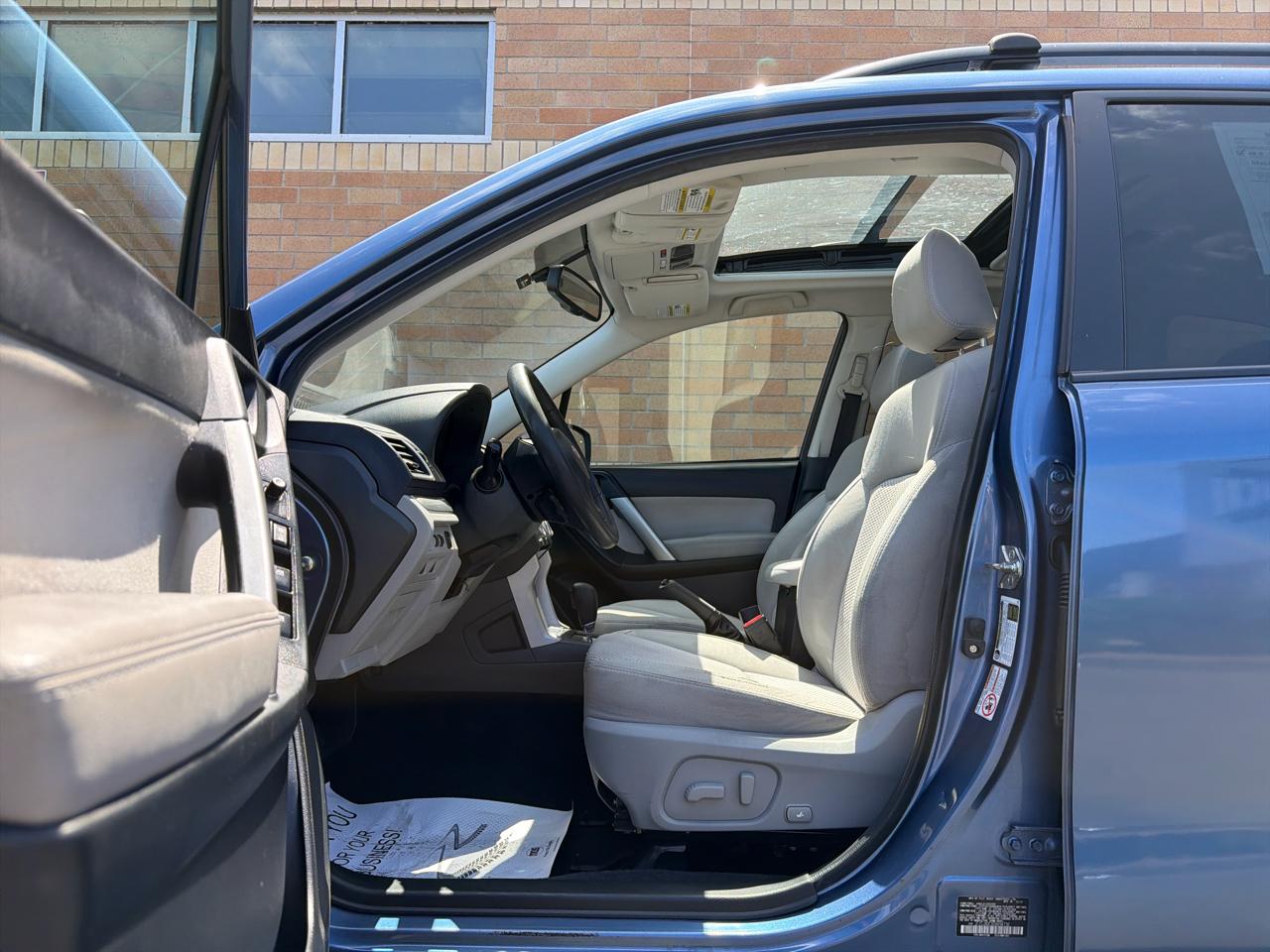 Subaru Forester 2.5i Premium PZEV CVT 2016