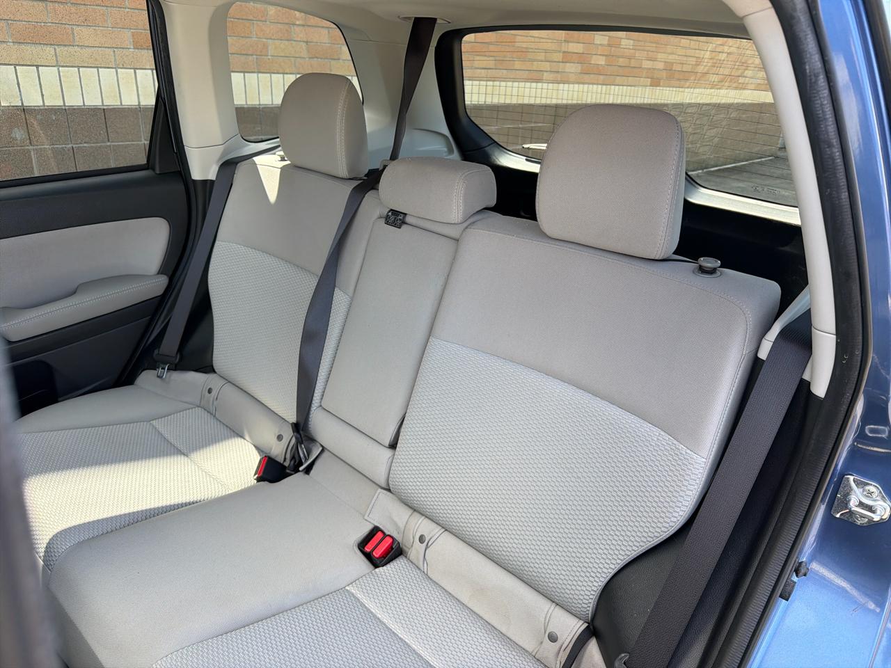 Subaru Forester 2.5i Premium PZEV CVT 2016