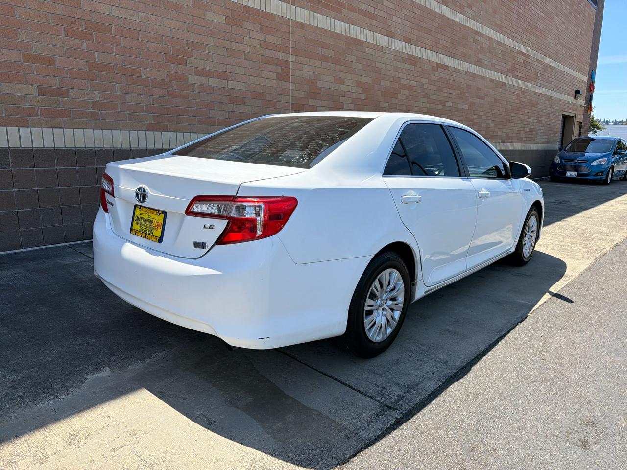 Toyota Camry Hybrid XLE 2014