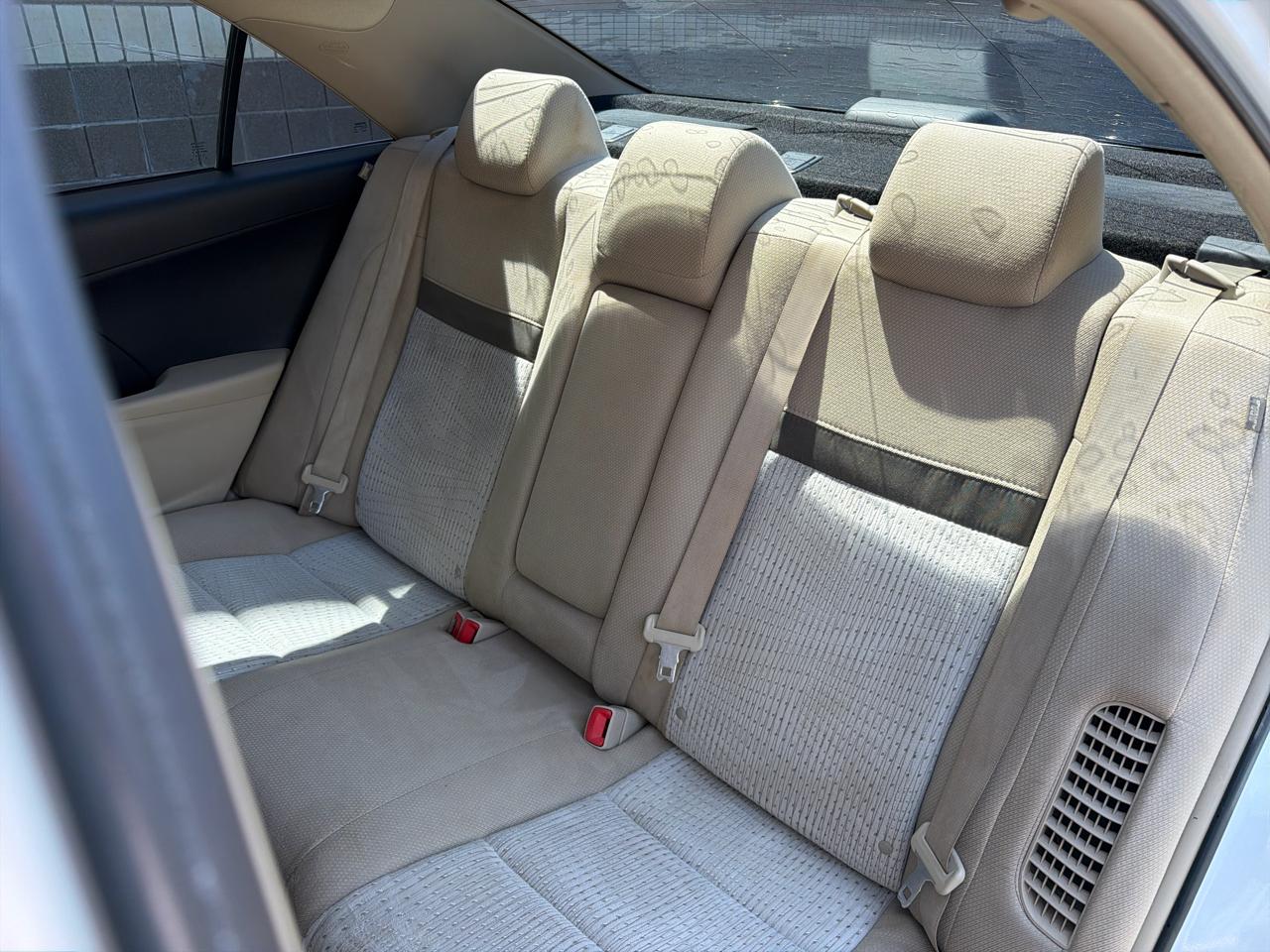 Toyota Camry Hybrid XLE 2014