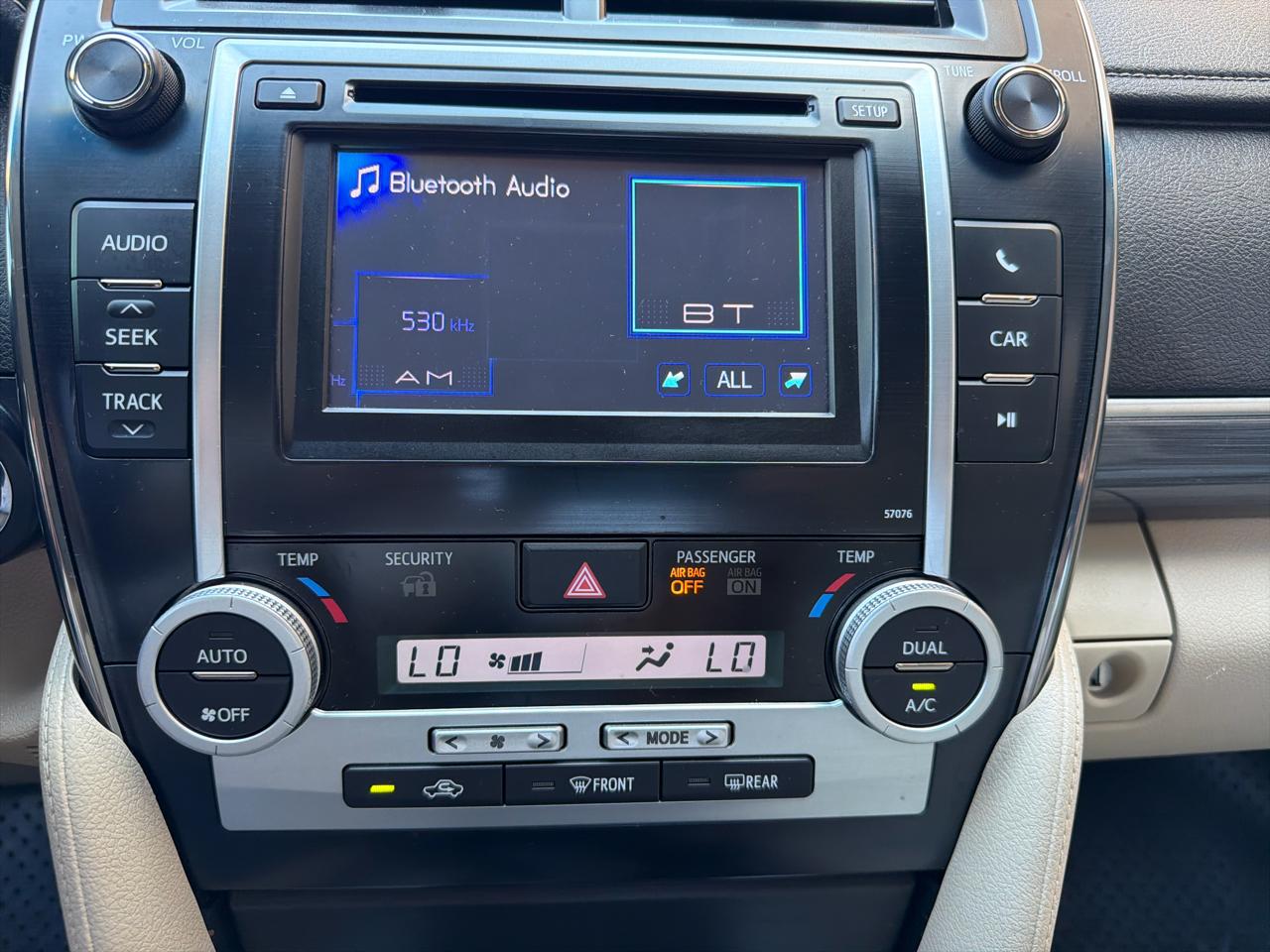 Toyota Camry Hybrid XLE 2014