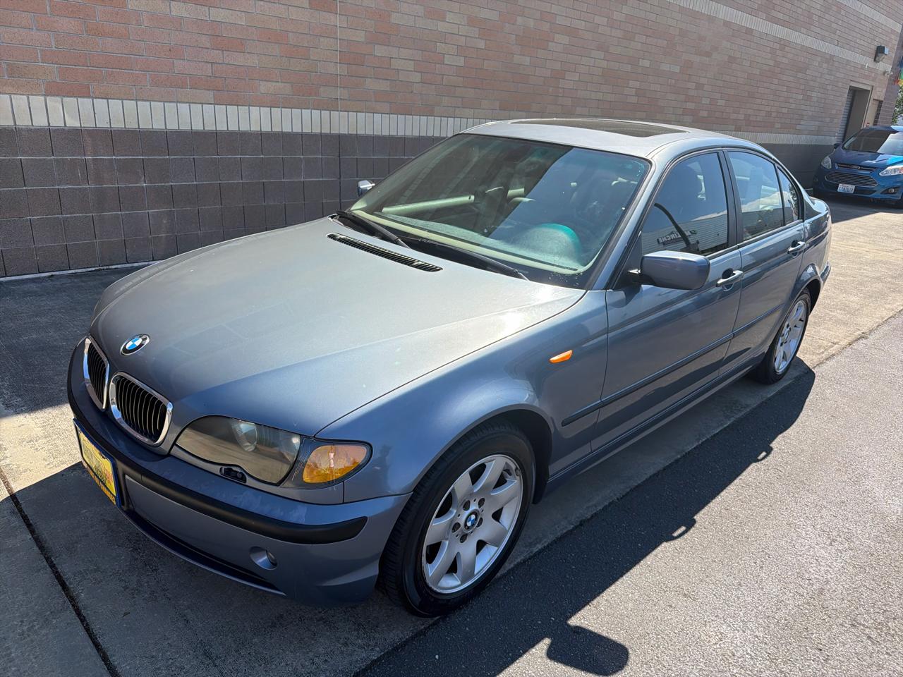 BMW 3-Series 325i Sedan 2003