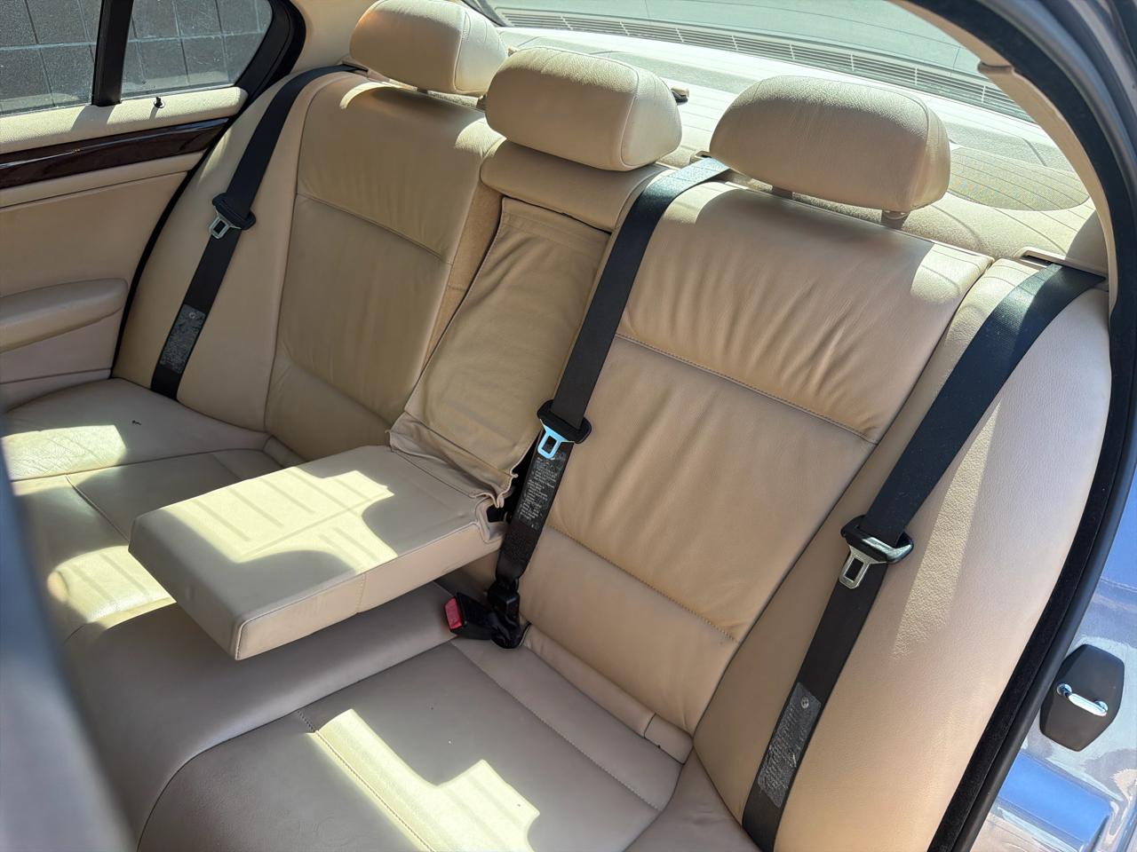 BMW 3-Series 325i Sedan 2003