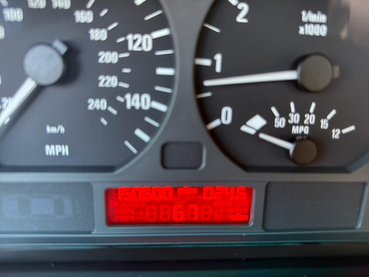 BMW 3-Series 325i Sedan 2003