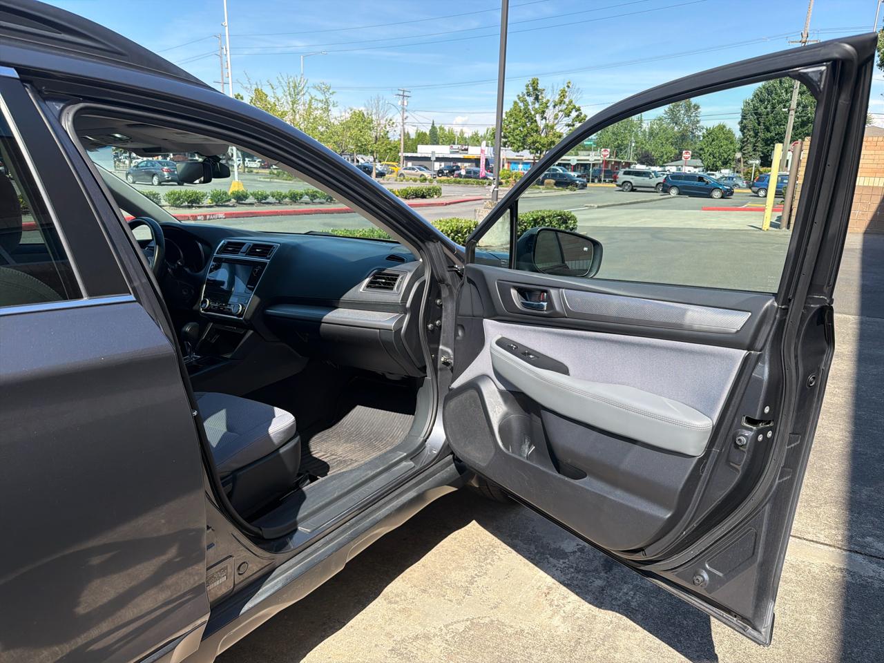 Subaru Outback 2.5i Premium 2018