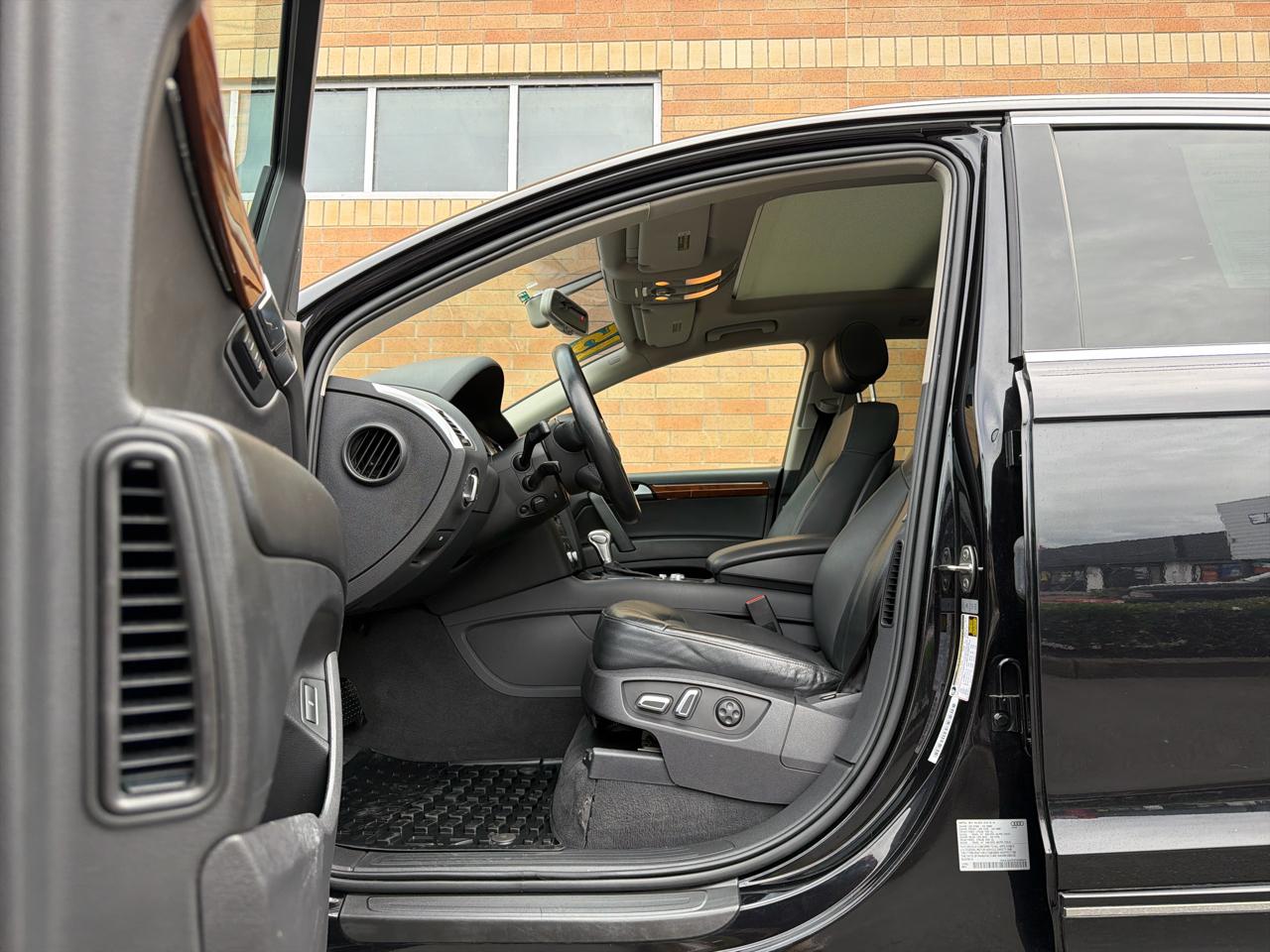 Audi Q7 3.0T Premium Plus quattro 2015