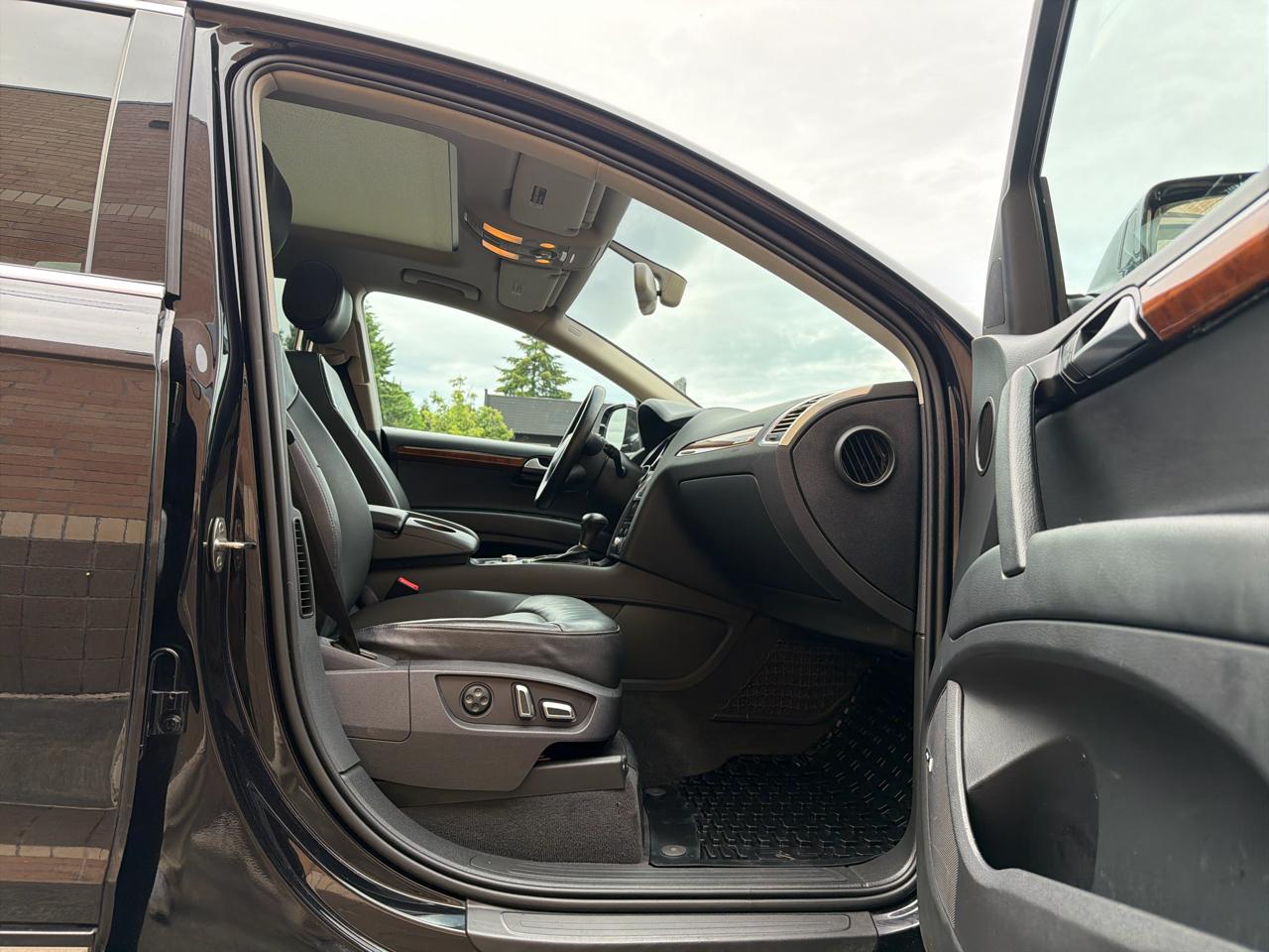 Audi Q7 3.0T Premium Plus quattro 2015