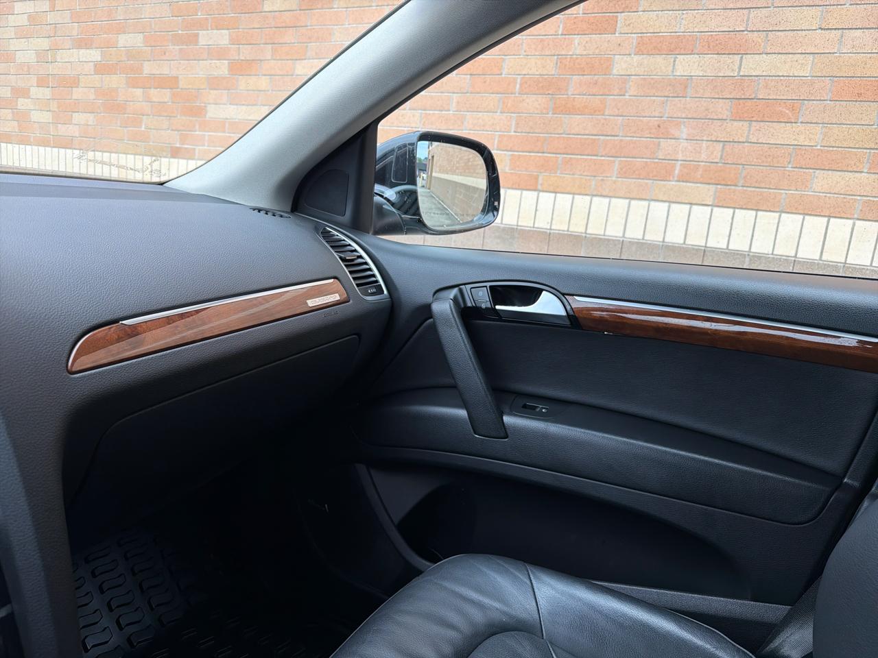 Audi Q7 3.0T Premium Plus quattro 2015