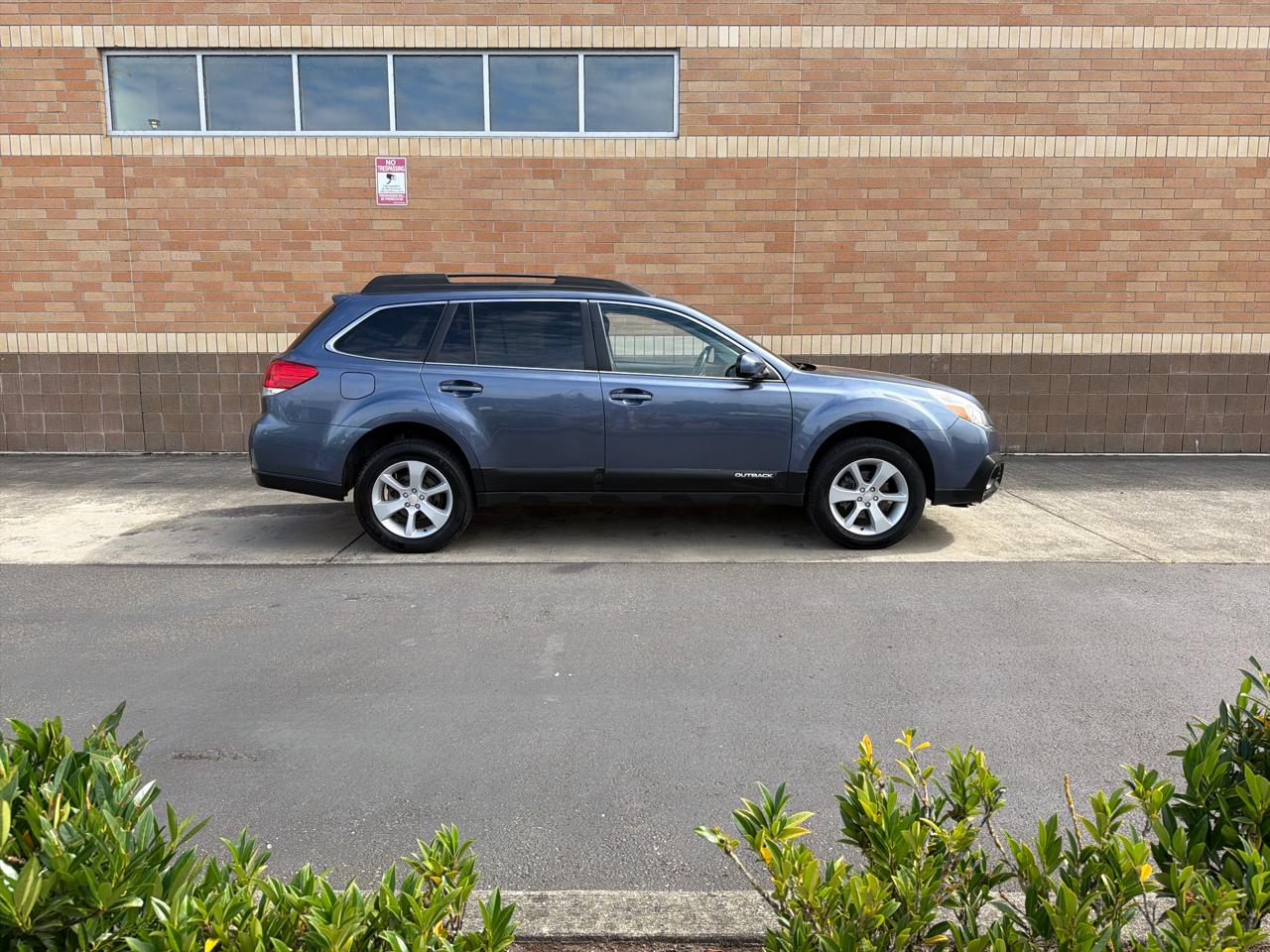 Subaru Outback 2.5i Premium 2014