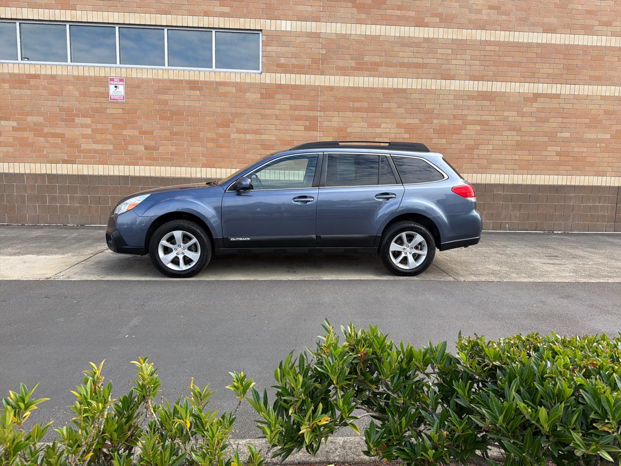 Subaru Outback 2.5i Premium 2014