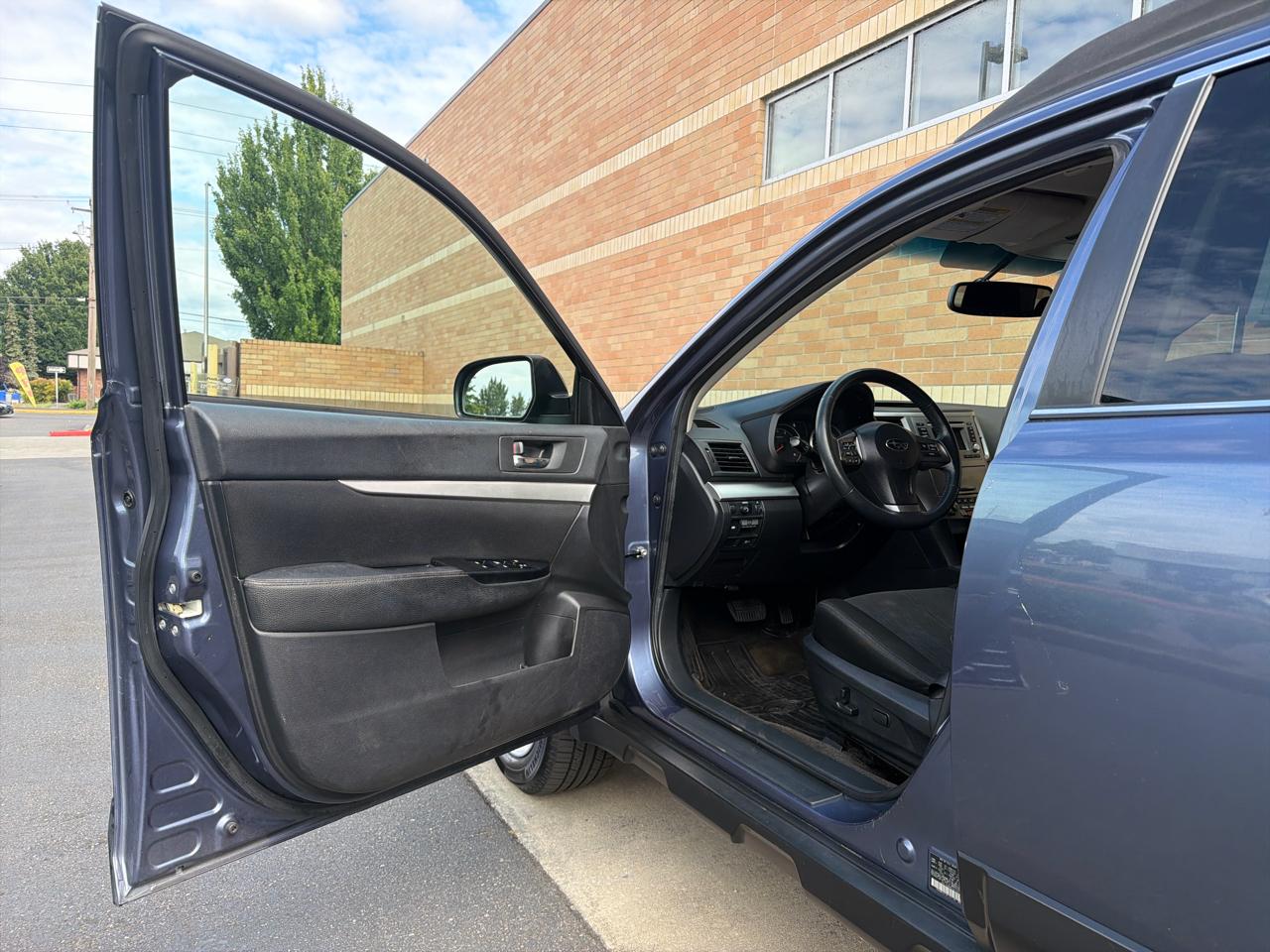Subaru Outback 2.5i Premium 2014