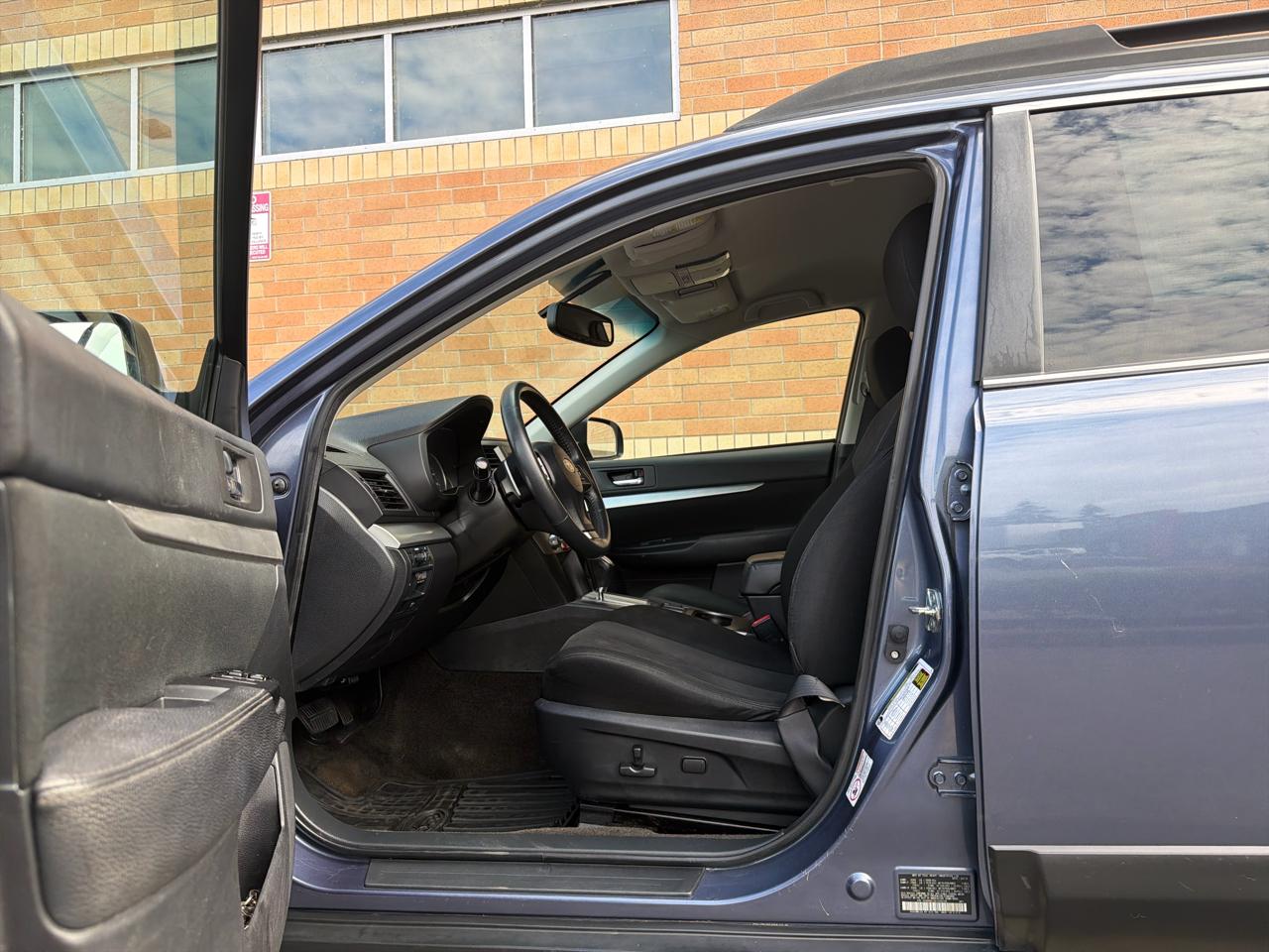 Subaru Outback 2.5i Premium 2014