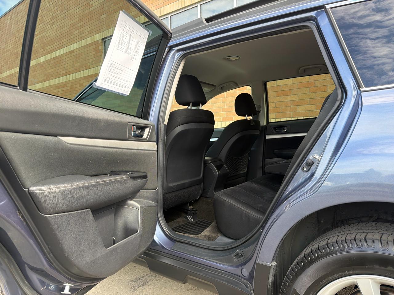 Subaru Outback 2.5i Premium 2014