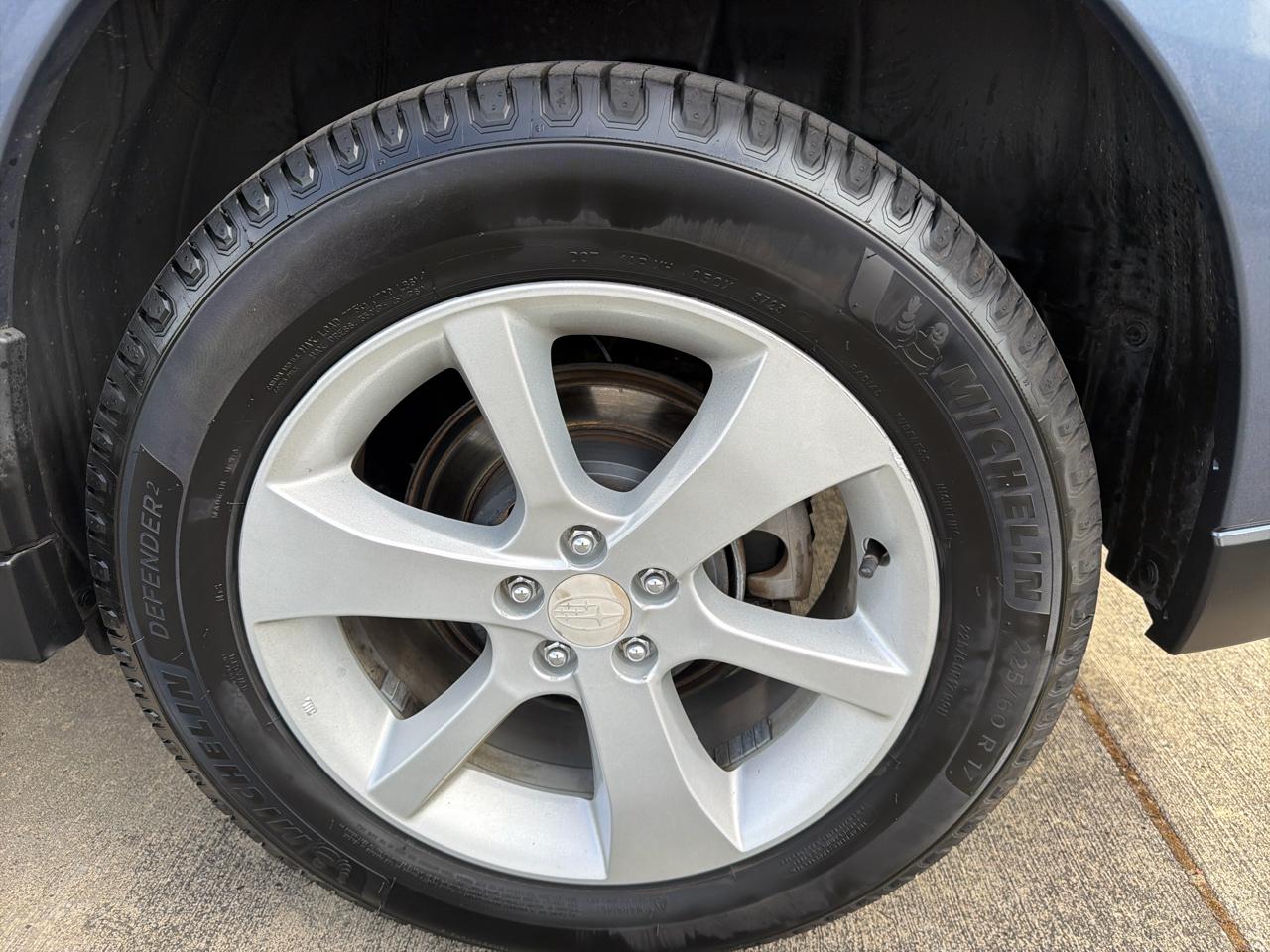 Subaru Outback 2.5i Premium 2014