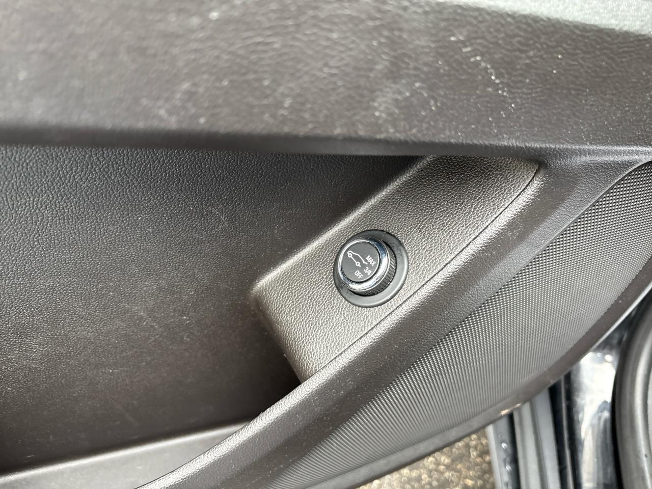 Chevrolet Traverse AWD 4dr LT Cloth w/1LT 2018