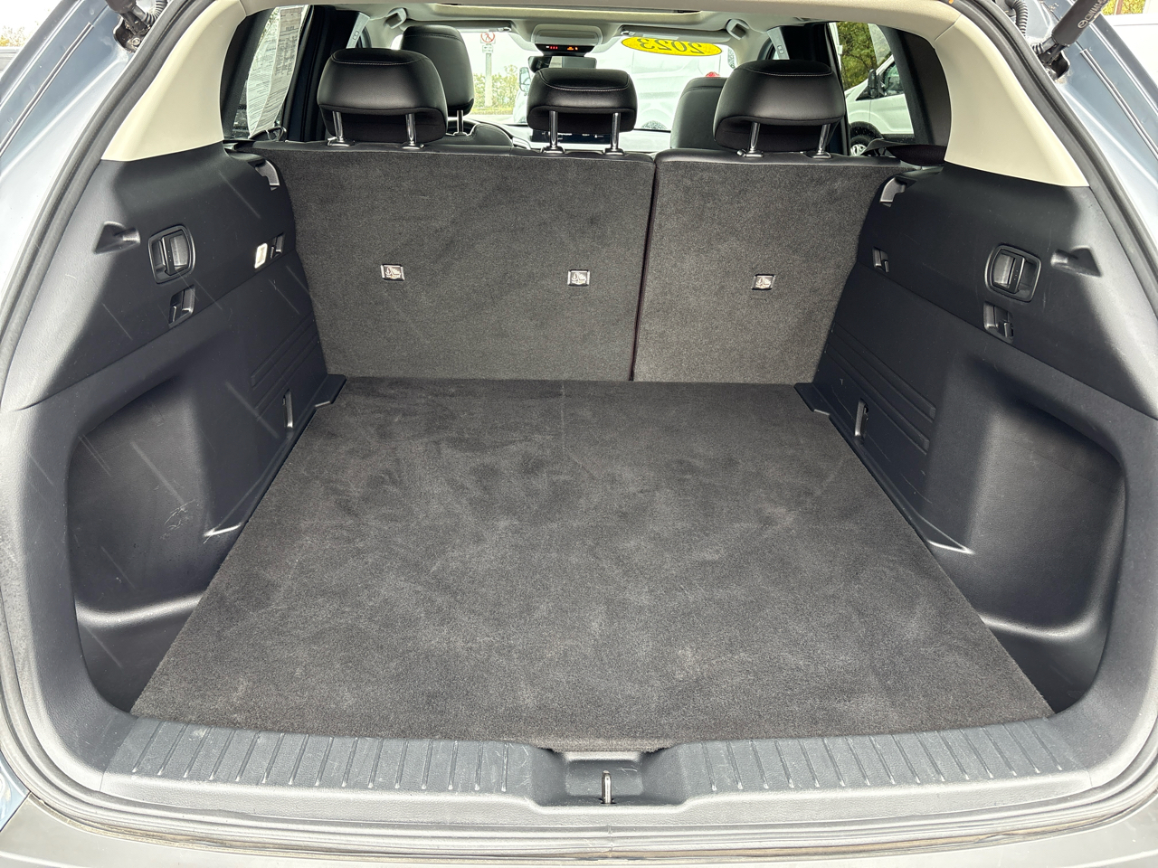 2023 Mazda CX-50 Preferred Plus photo 16
