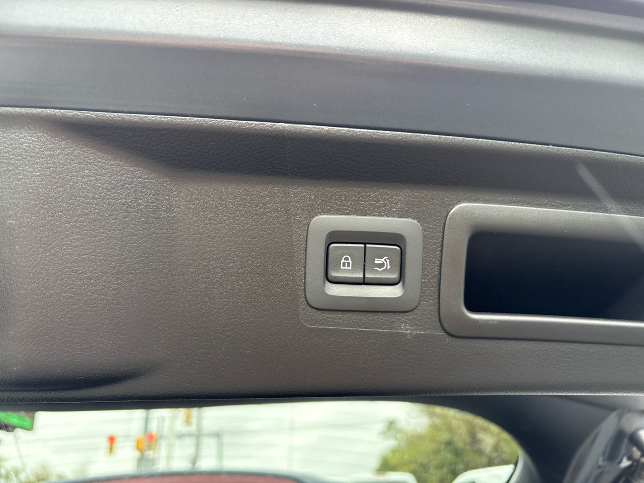 2023 Mazda CX-50 Preferred Plus photo 17