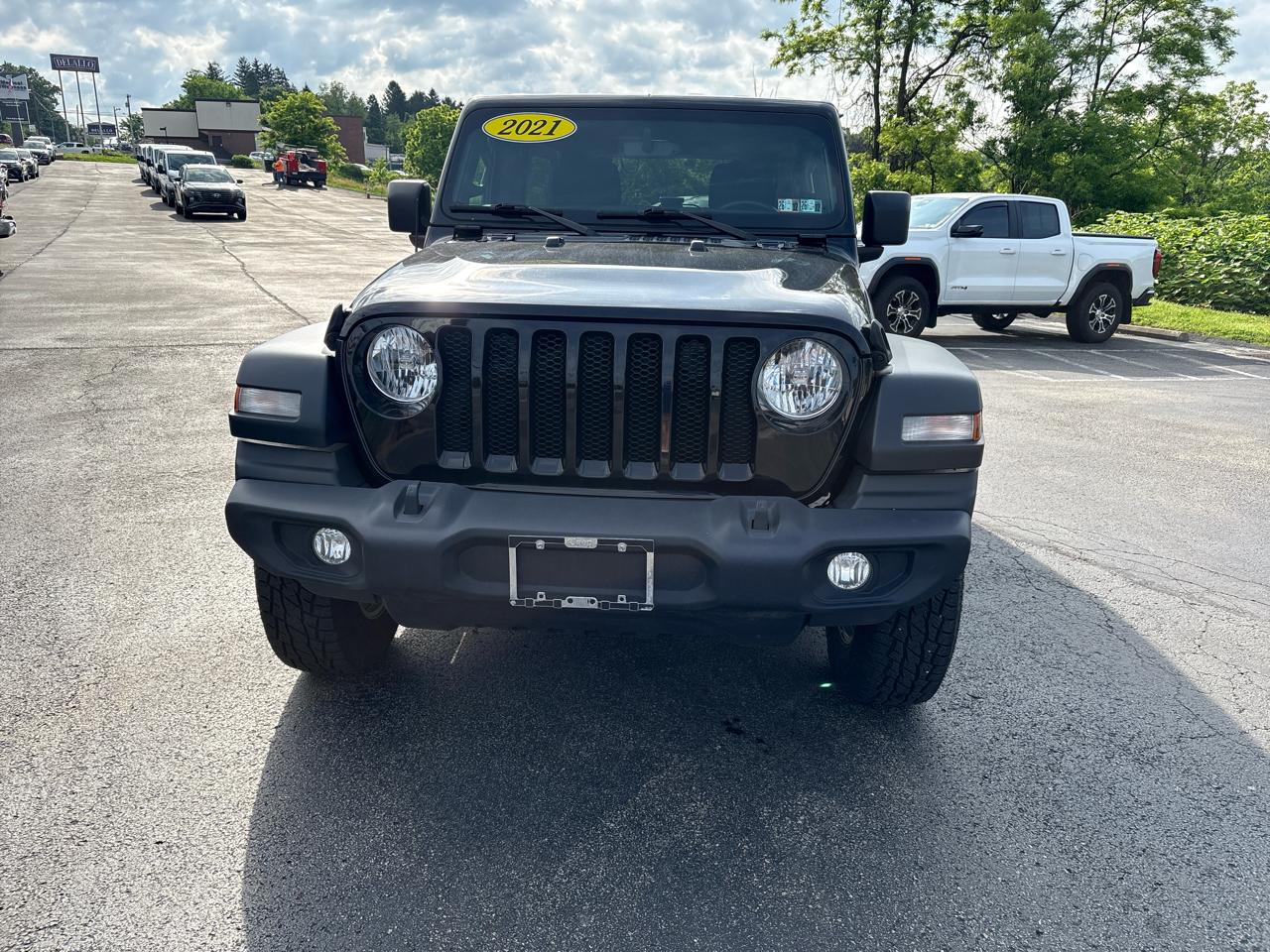 Jeep Wrangler Unlimited Sport 4x4 2021
