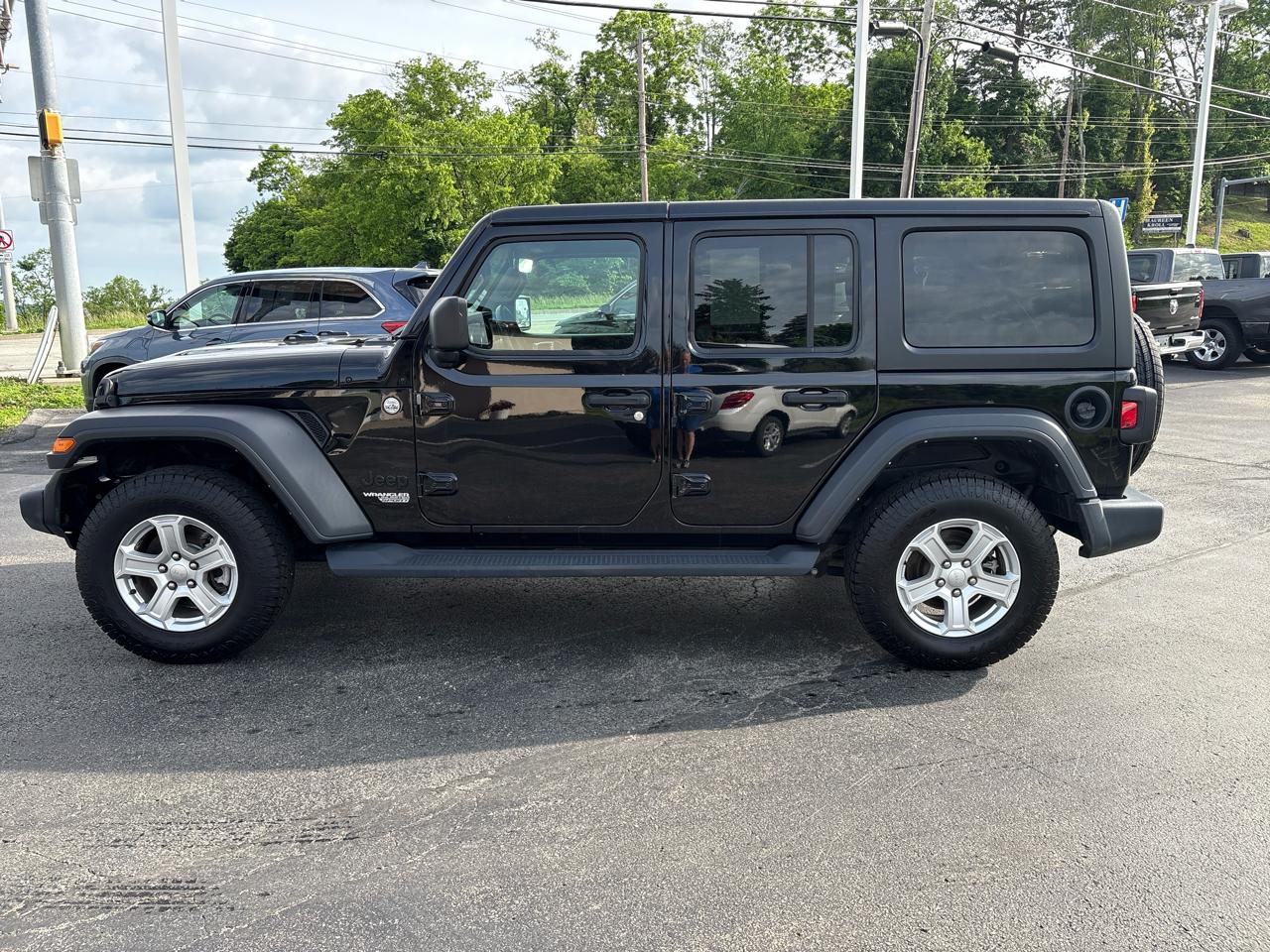 Jeep Wrangler Unlimited Sport 4x4 2021