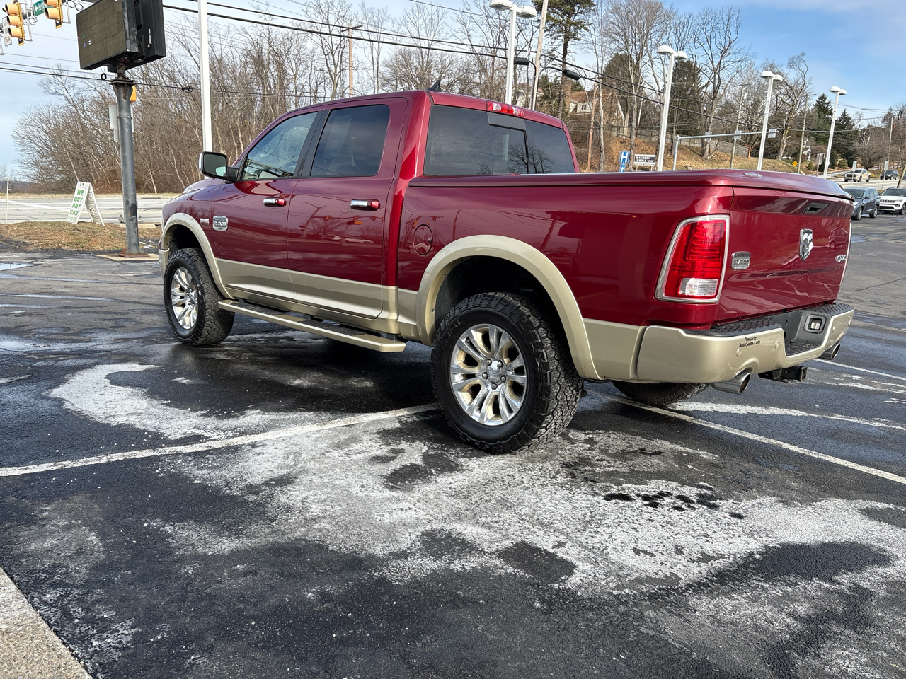 RAM 1500 4WD Crew Cab 140.5" Laramie Longhorn 2015