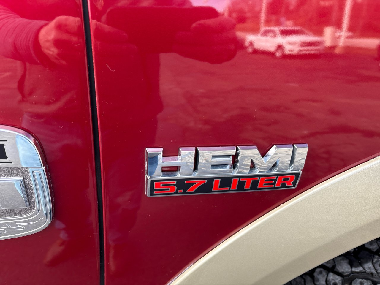 RAM 1500 4WD Crew Cab 140.5" Laramie Longhorn 2015