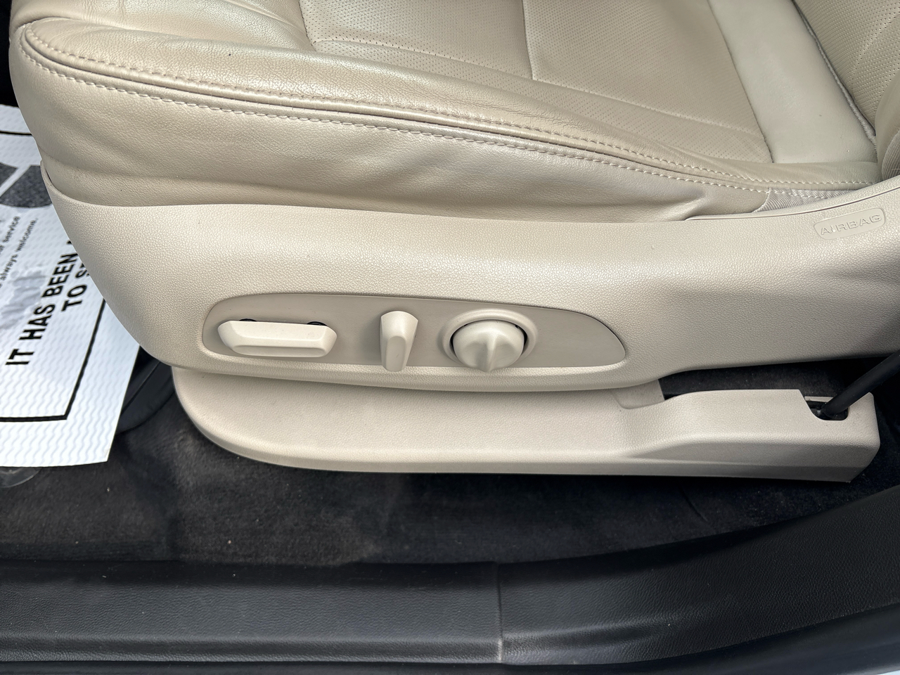 Buick Enclave AWD 4dr Essence 2020