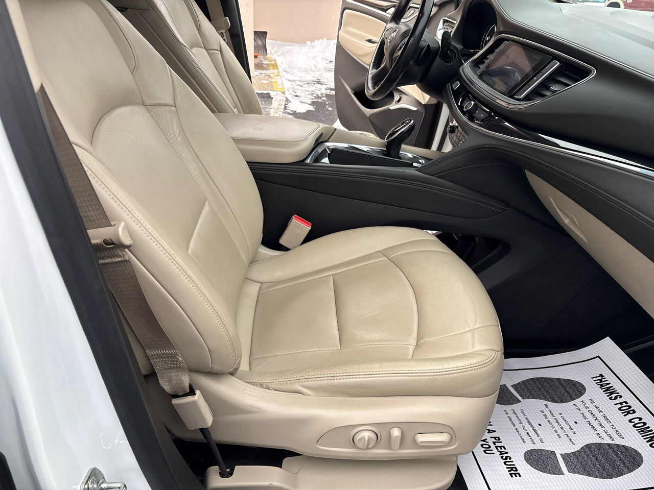 Buick Enclave AWD 4dr Essence 2020