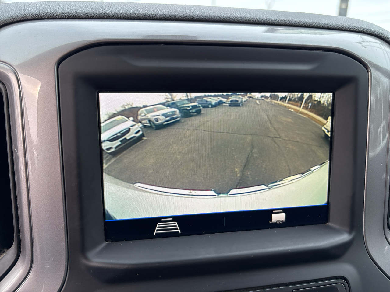 GMC Sierra 1500 Limited 4WD Reg Cab 140" Pro 2022