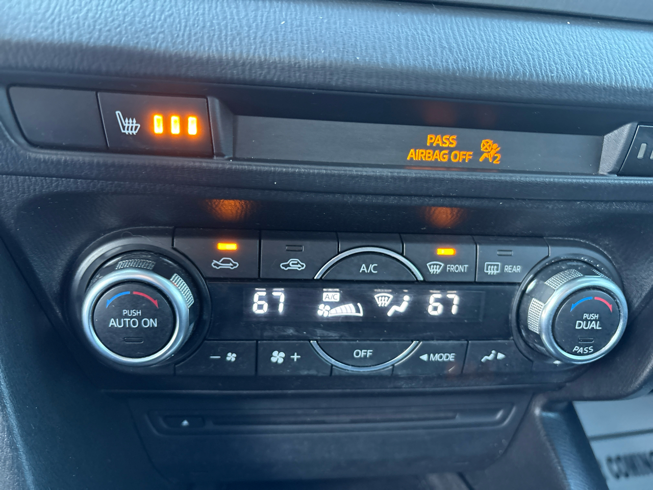 Mazda MAZDA3 5dr HB Auto s Grand Touring 2014